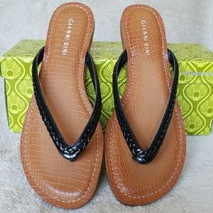 Used Giani Bini Braided Leather Flip Flops